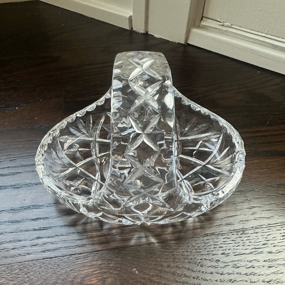 Ceska clear crystal basket